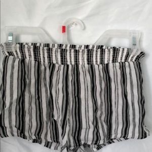 kendall and kylie stripped shorts